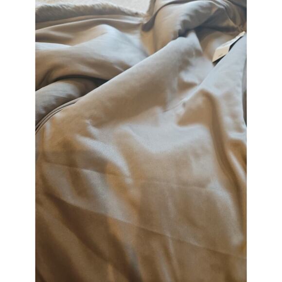 Express Tan Faux Fur Vest Medium - Picture 8 of 8